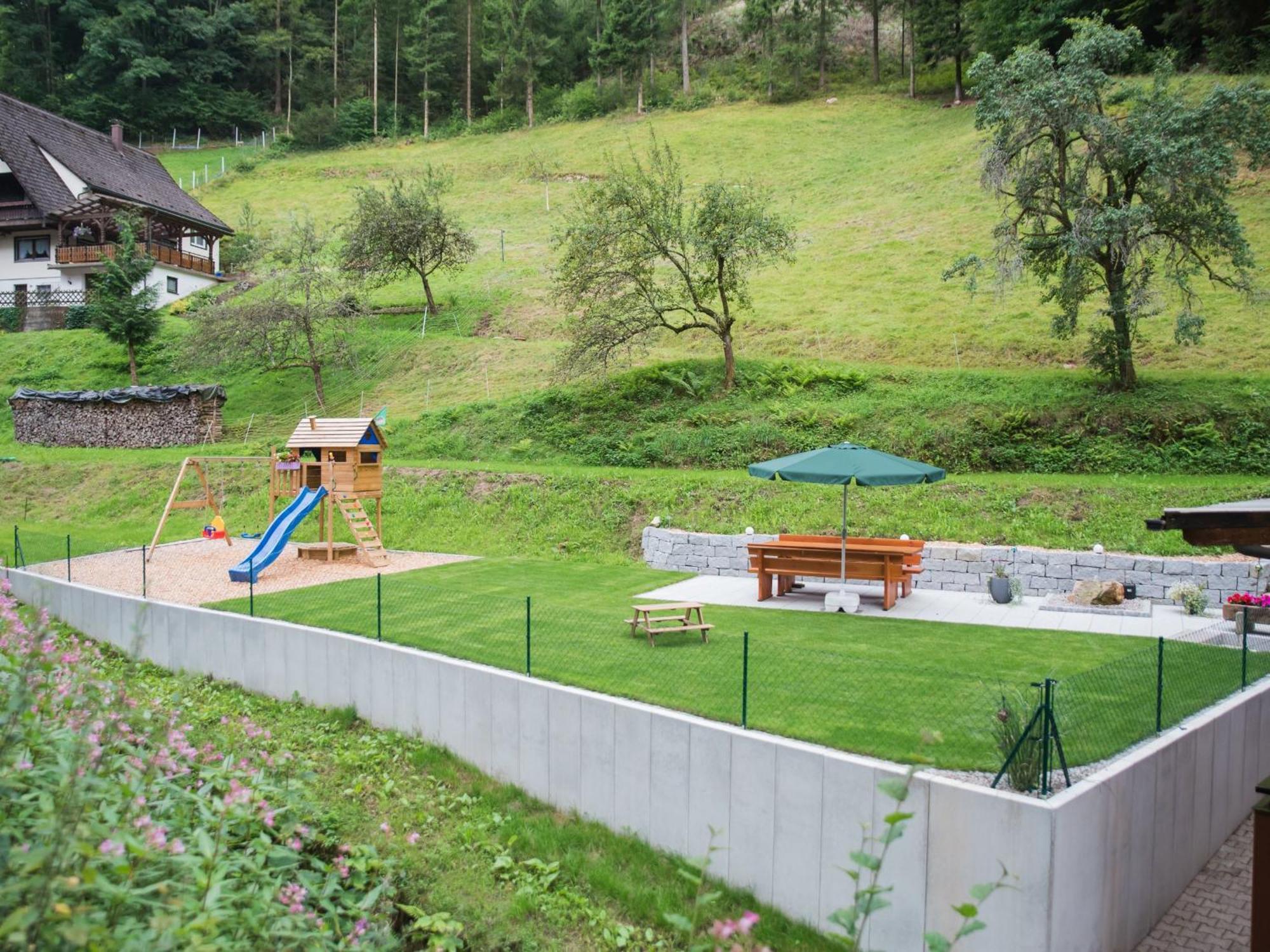 Ferienwohnungen Huber Bad Peterstal-Griesbach Bagian luar foto